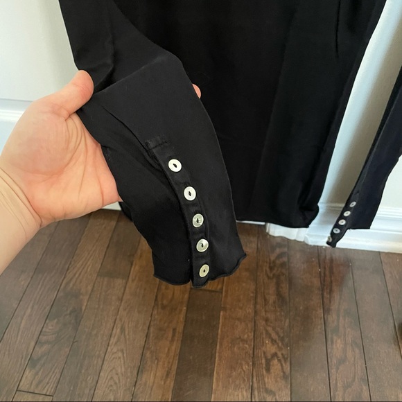 Black longsleeve Velvet - Picture 4 of 4